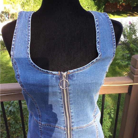 True Religion Jean Dress Size M - Picture 5 of 8